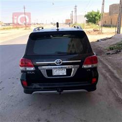 تويوتا لاندكروزر